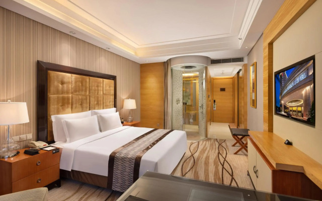 River Palace Hotel