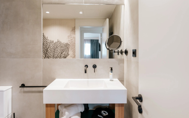 R2 Higos Beach Apartments