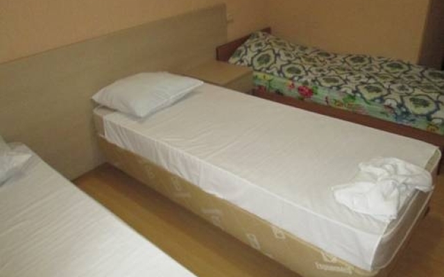 Ozet Guest House