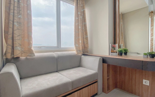 Modern Scandinavian Studio At Lrt City Sentul - Royal Sentul Park Apartment – Guest Rooms – Kadumangu