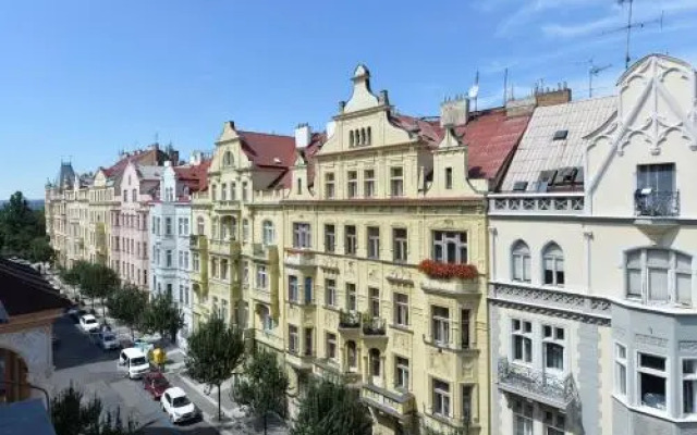 Modern Apartment Riegrovy sady
