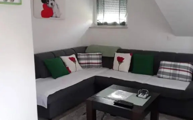 Apartman Breza