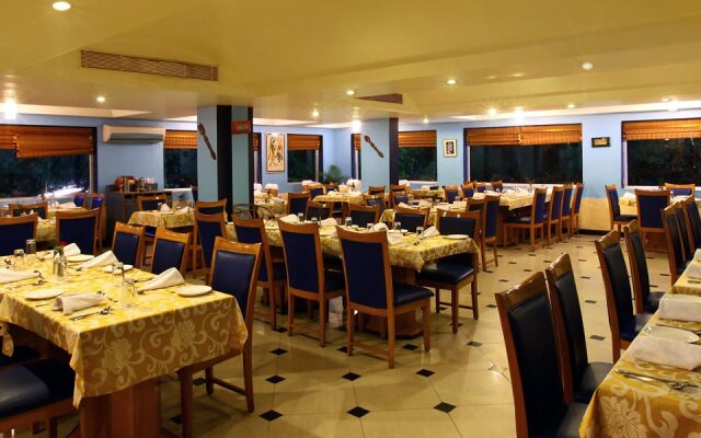 Hotel MB International - PALACE SIDE