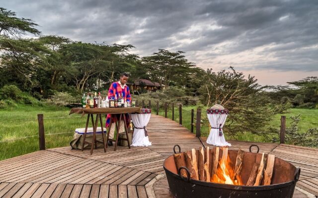 Hatari Lodge