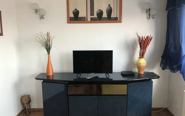 Lotusz Apartments