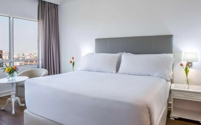 NH Collection Plaza Santiago