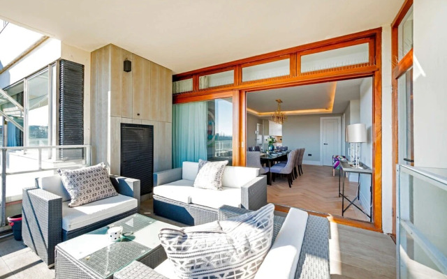 Regents Park Penthouse