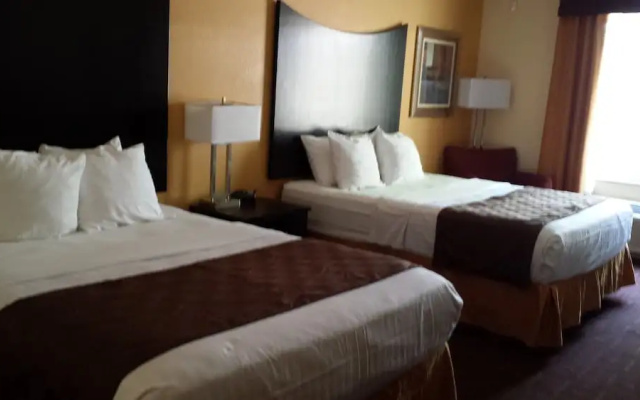 Paradise Inn & Suites