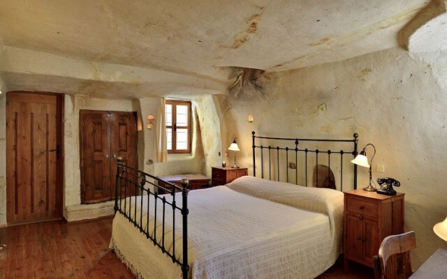 Esbelli Evi Cave Hotel