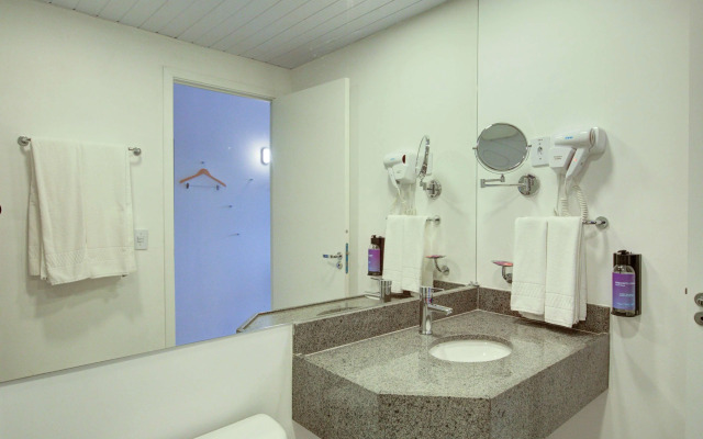 Summit Suítes Hotel Cruzeiro