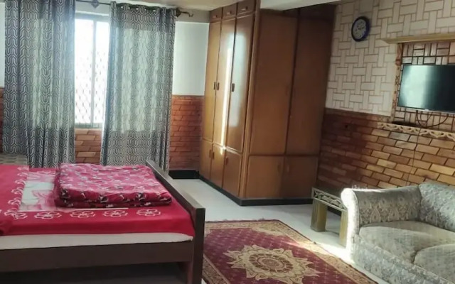 Home Land Resort