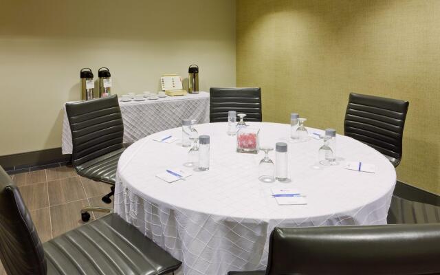 Hotel Indigo East End by IHG