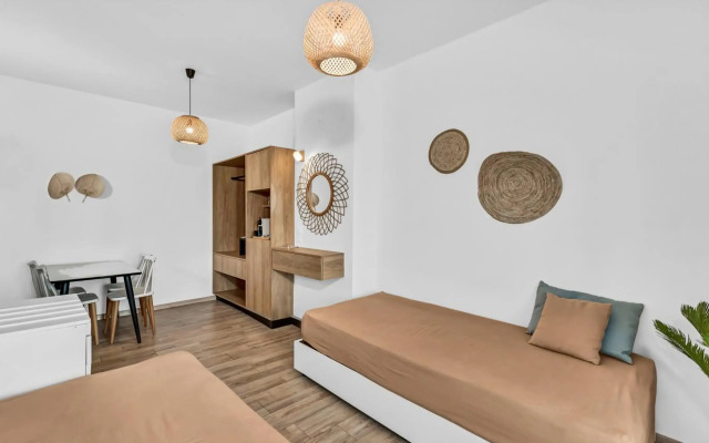 Sunset Beach Hotel