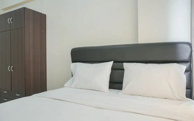 Comfortable And Combined 3Br At City Park Apartment