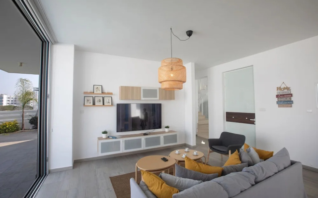 Protaras Olivine Villa Ol10