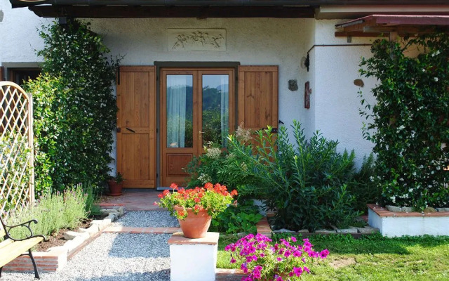 Tenuta La Fratta Apartments