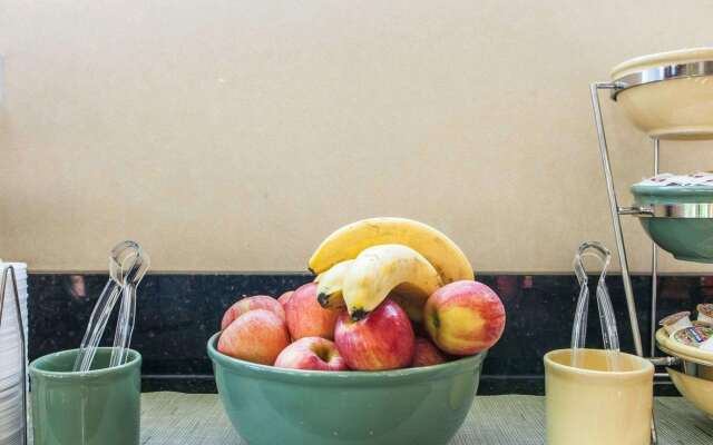 Quality Inn & Suites Cartersville North