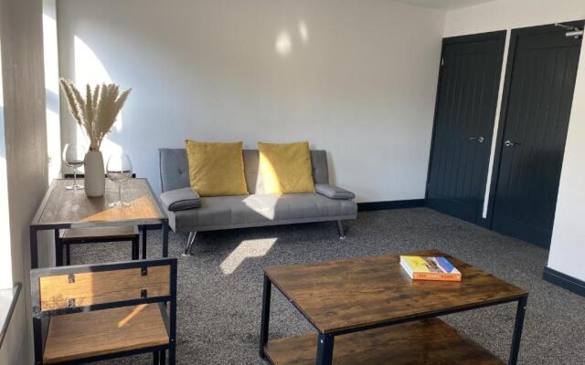 City Center Top Floor Executive Flat