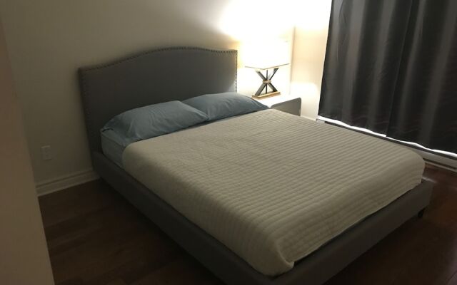 Laval centre apartment