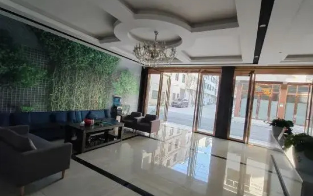 Huangguoshu Champs Elysees Inn