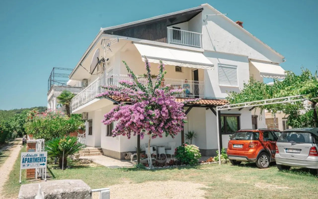 Vila Adriatik