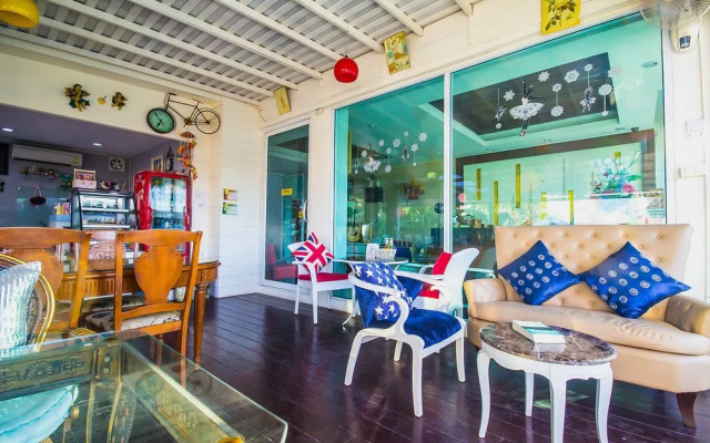 Sea Breeze Jomtien Residence