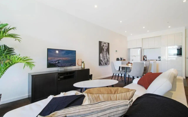 ★Lux 2BR on Hindmarsh SQ★