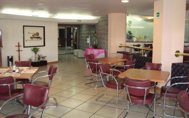 Hotel Real Plaza