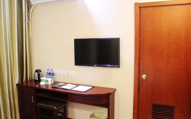 GreenTree Inn Shanghai Pudong Airport Yanchao Highway Hotel