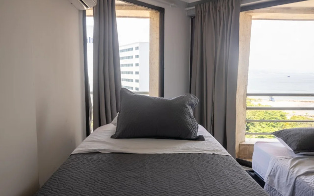 Penthouse con Piscina Privada El Laguito