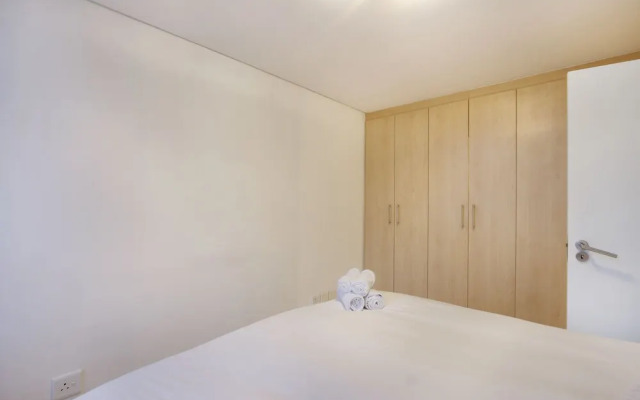 Fountain Suite 906