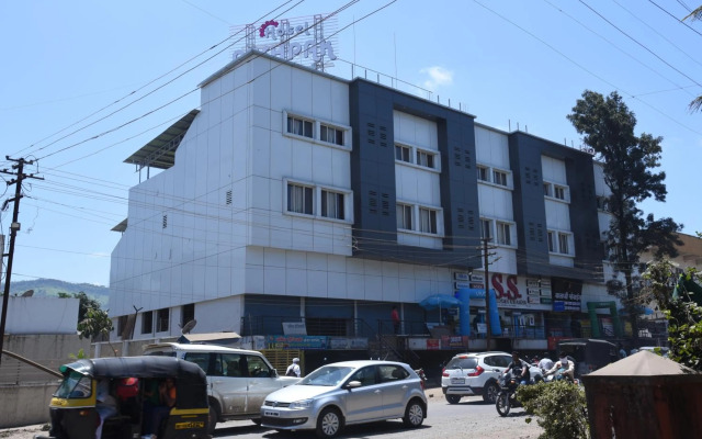 Hotel Pushpak Satara