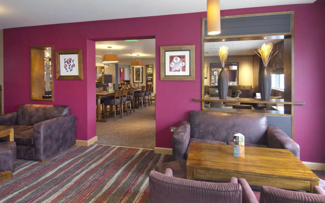 Premier Inn London Heathrow Airport Terminal 5 Hotel