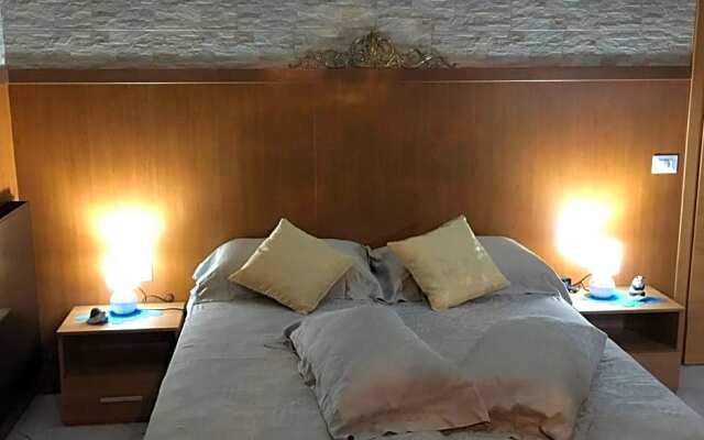 Al cervo tra i laghi