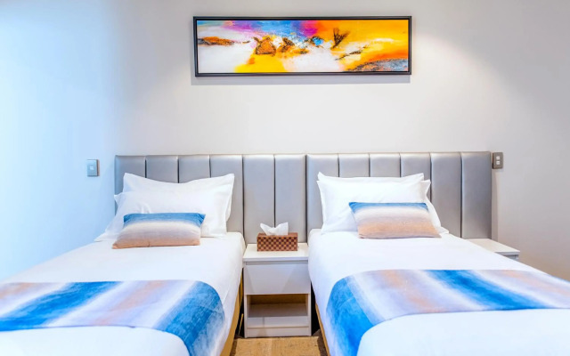 Alpine Hotel