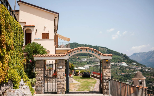 Appartamento Emma in Villa Laura