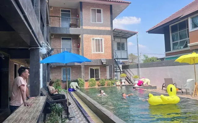 Ora House
