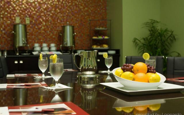 Wyndham New Orleans Airport & Conference Center