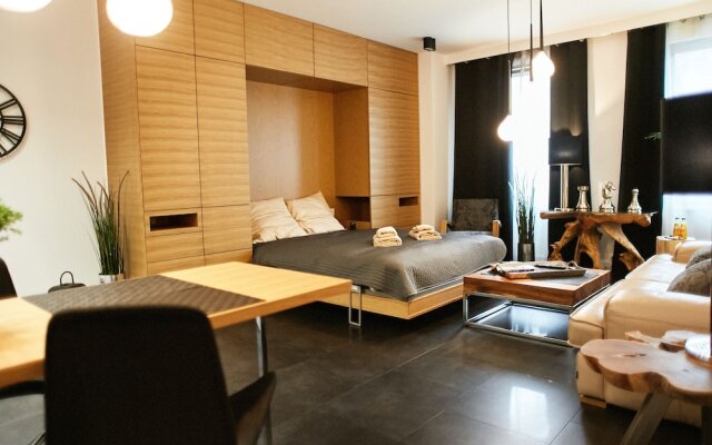 Avesa Luxury Apartments by Wawel Castle