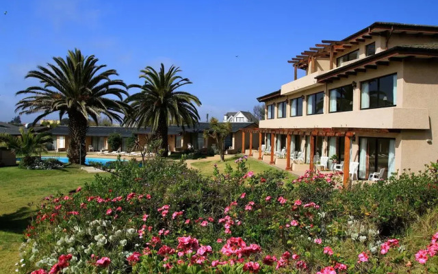 Yachting Hotel Quintero