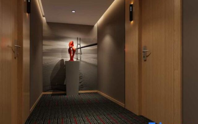 Shangqiu Jinyue Hotel