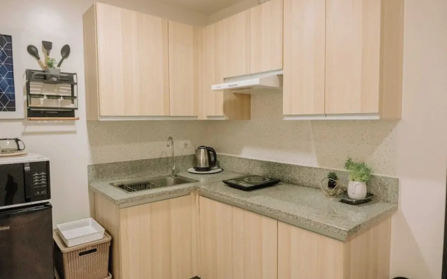 Tropical Bliss in the Metro