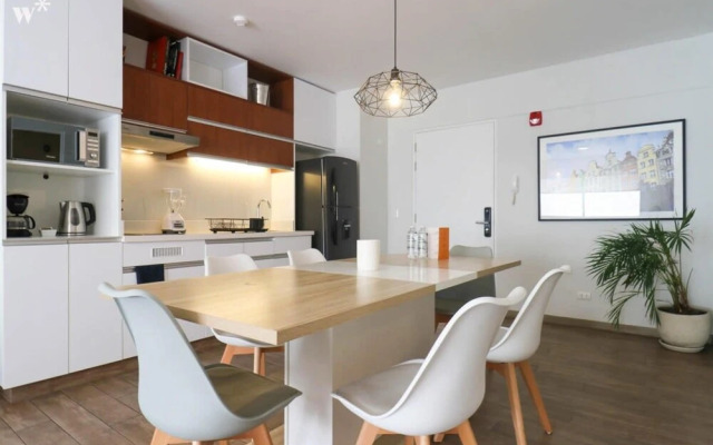 w Lively 2BR in the Heart of Miraflores