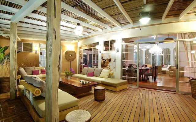 Hotel Villas Adra