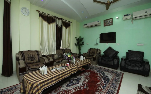 Hotel Deep Palace by OYO Rooms