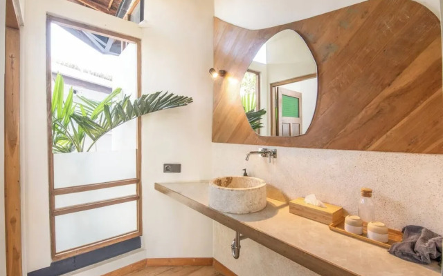 Elegant 1-br Villa With Pool, 800m to Echo Beach
