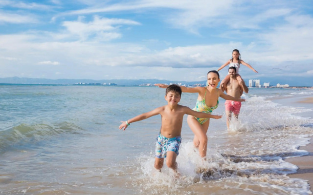 Playa Los Arcos Resort & Spa All Inclusive
