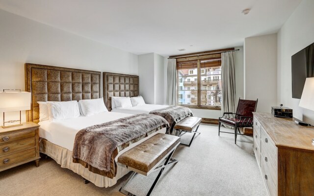 Arrabelle Luxury 4 BR Condo- Close To The Mountain by RedAwning - Save 20% on 7+ Nights!