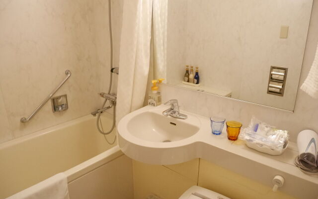 JR East Hotel Mets Kawasaki