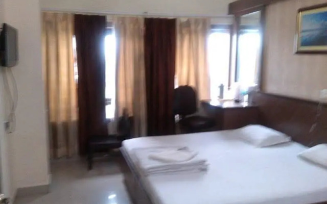 Hotel Luxmount